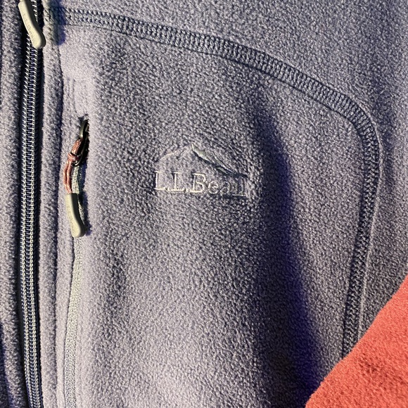 LL Bean Fleece Large made with Recycled poly - Picture 3 of 10